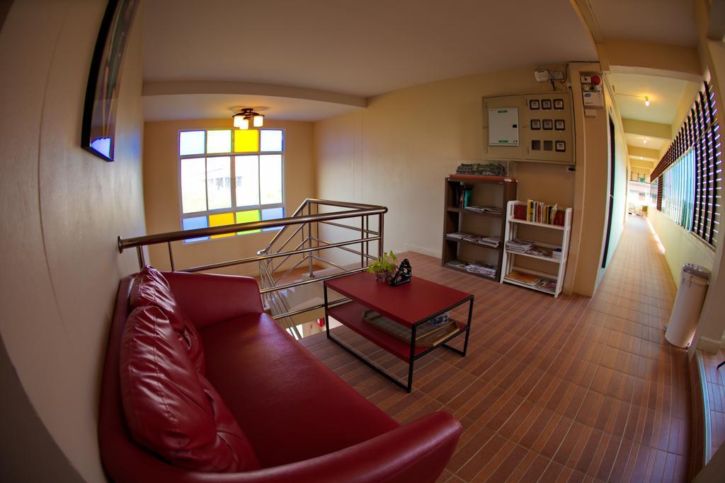Hotel Baan Sanpoom Phitsanulok Zewnętrze zdjęcie