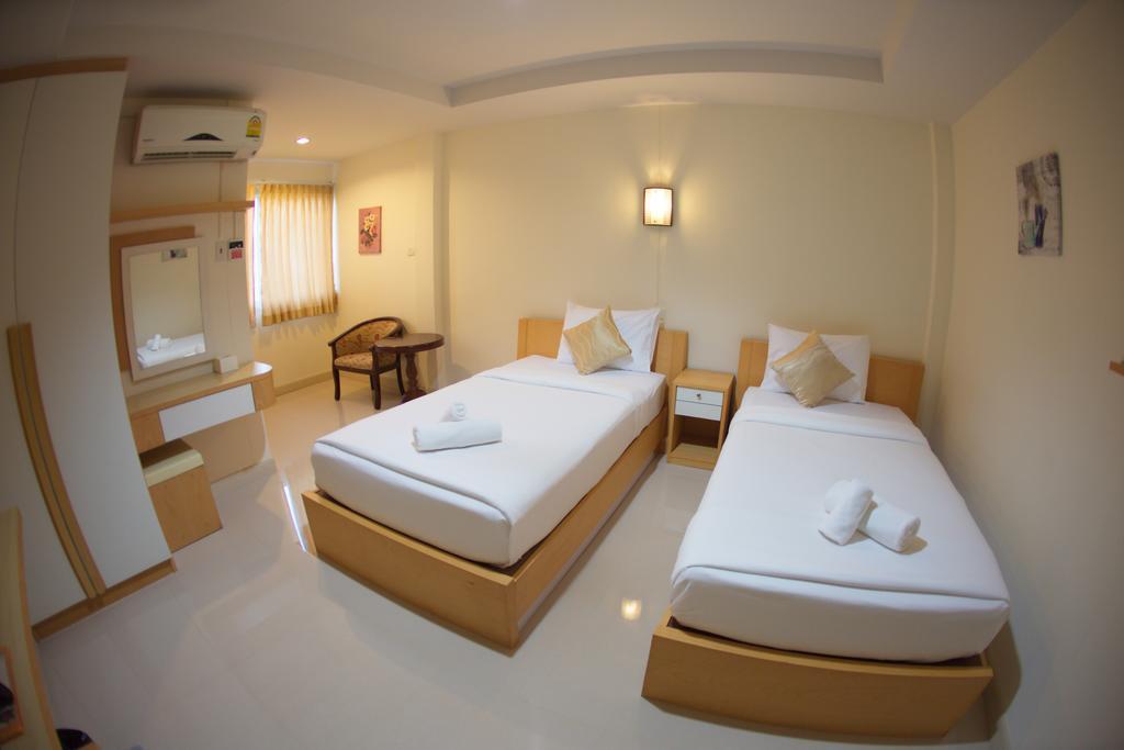 Hotel Baan Sanpoom Phitsanulok Zewnętrze zdjęcie